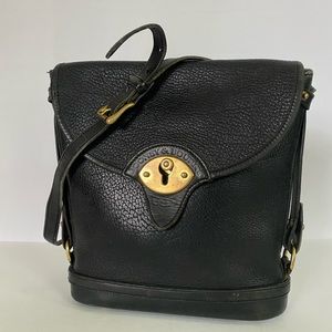 Vintage Dooney & Bourke All Weather Leather Crossbody 6 Feet Bottom Bag Purse